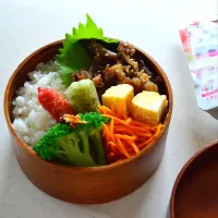 2025.9.9  豚のしぐれ煮弁当