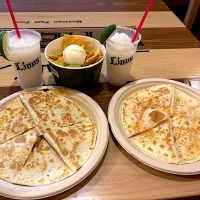 ポークケサディーヤ、チーズ&ハニーケサディーヤ| cocoaさん