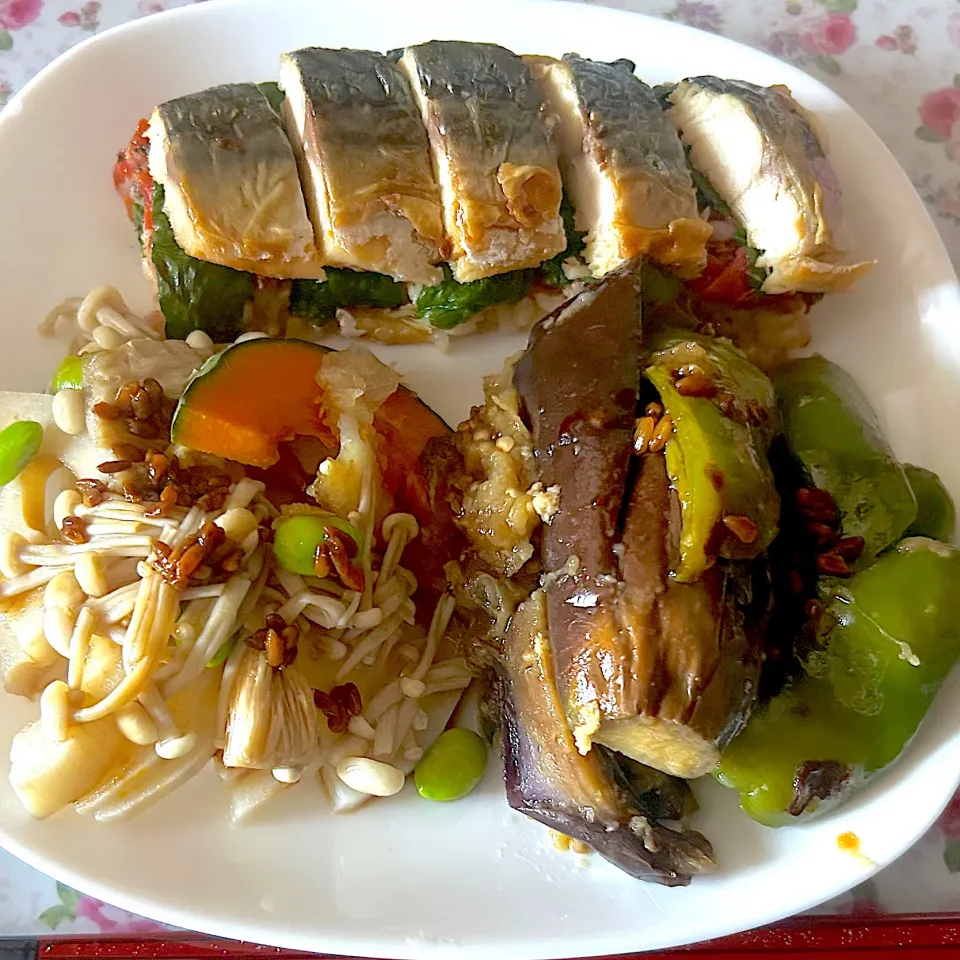 ワンプレートご飯|🍊🍒ユッキー🎂🍞🍲さん