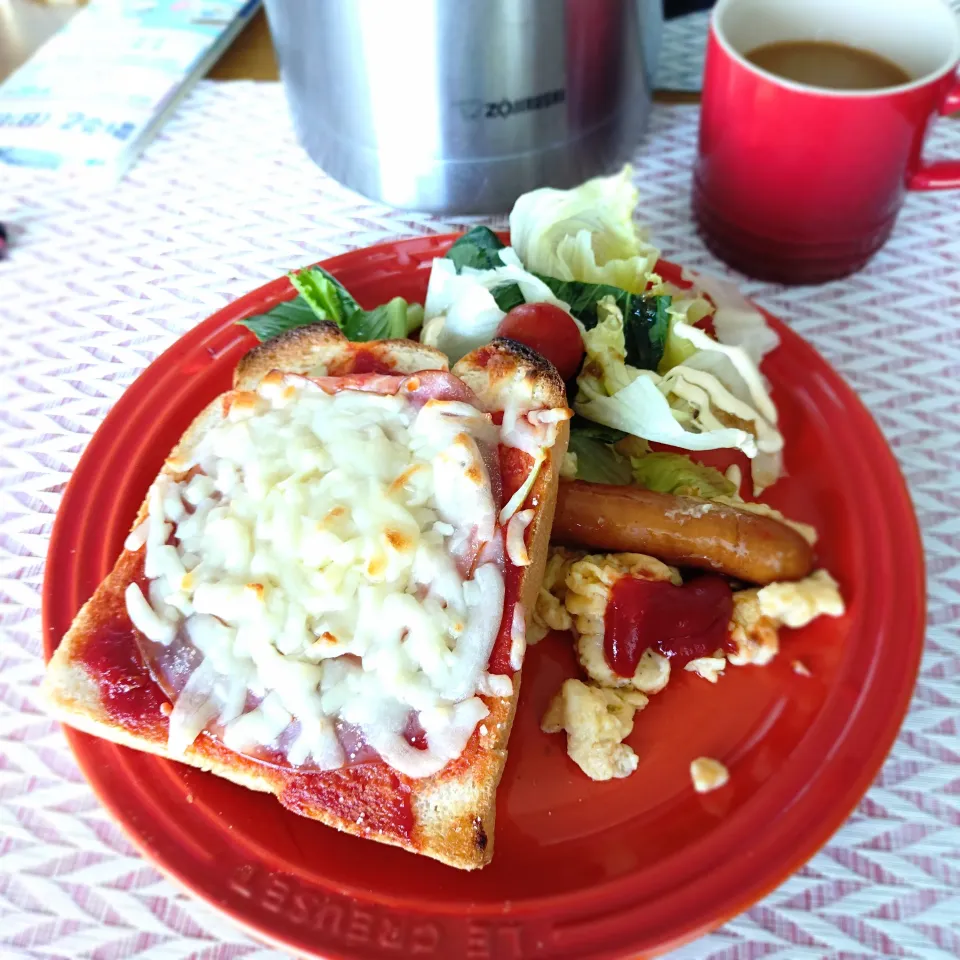 ピザトーストでモーニングプレート|Reikoさん