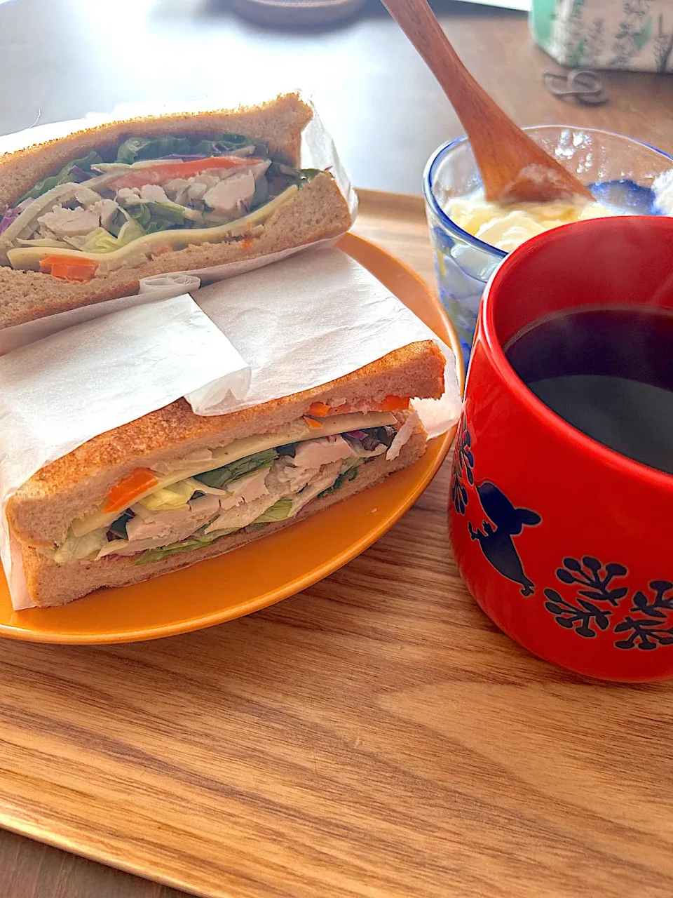 ごぼうサラダとサラダチキンのホットサンド|p_chanさん