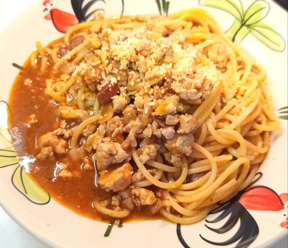 Spaghetti with chili con carne|Jorge Bernal Márquezさん