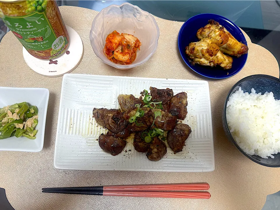 ハート（こころ）とバジルチキン🌿|S h i z🦋さん