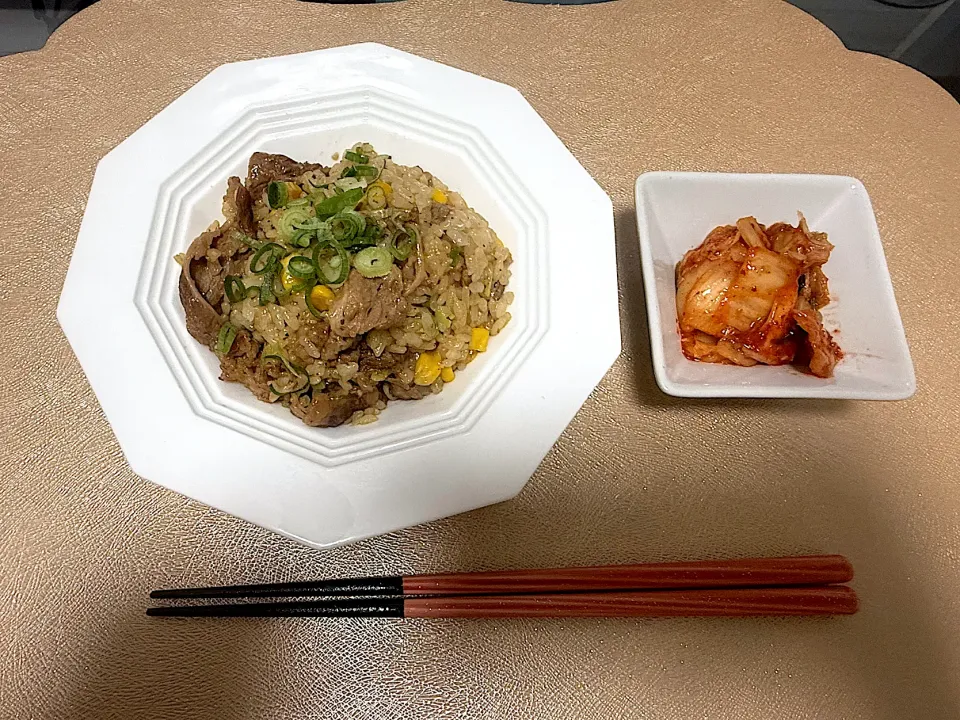 ビーフガーリックライス🥩|S h i z🦋さん