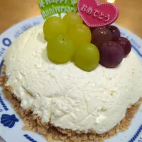 旬の巨峰とシャインマスカットで手作りレアチーズケーキ|みぽりん♪さん