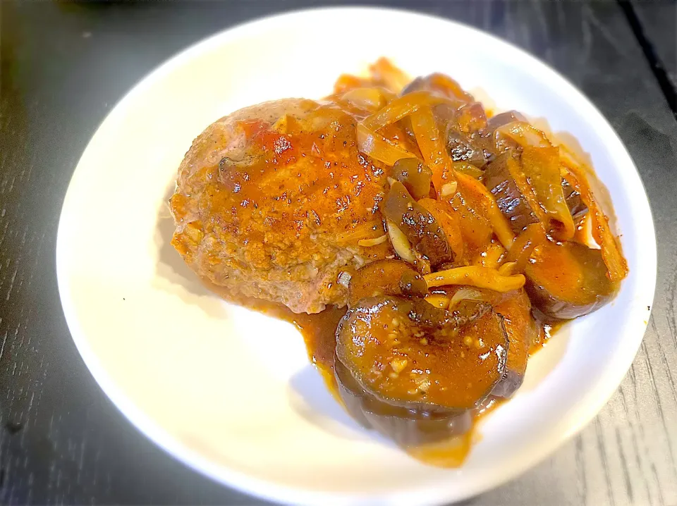 デミグラスソースのハンバーグ|なみさん