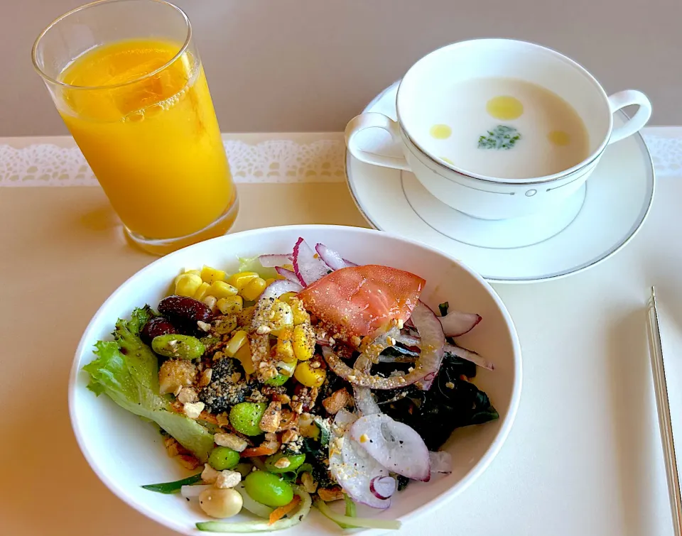 サラダのバイキング|🍊🍒ユッキー🎂🍞🍲さん