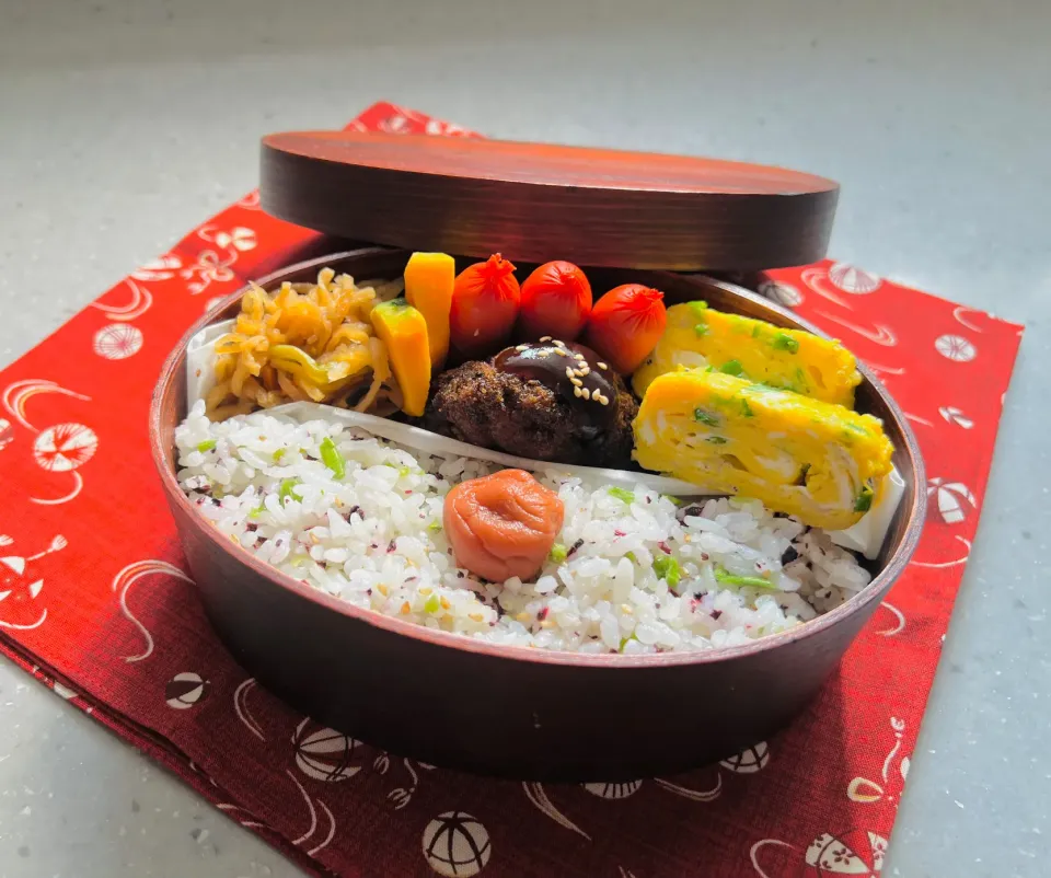 「からビーさんのお弁当♪で　お誕生日おめでとうございます」|バシュランさん