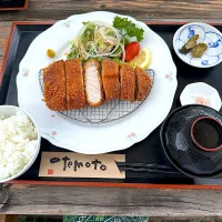 那須旅行　こまつや　熟成ロースカツ定食　¥1,700 脂身が甘くて美味しい|BUBUさん
