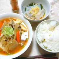 9/12の夕食
豚汁
烏賊とめかぶの小鉢
白米|卯月さん