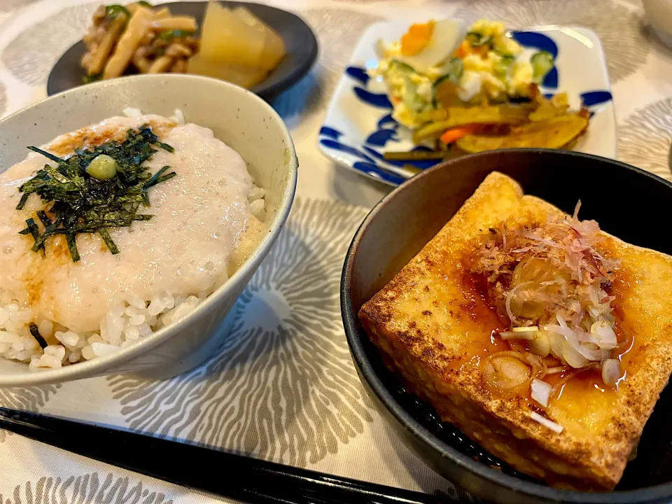 夕食（9/12）
＊とろろごはん
＊厚揚げ
＊青椒肉絲
＊冬瓜煮物
＊冬瓜皮の金平
＊ポテトサラダ|さっちんさん