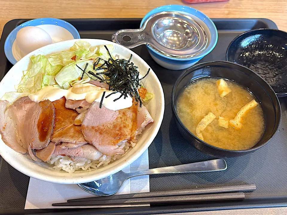 松や　ローストポーク丼¥930|ずおとんさん