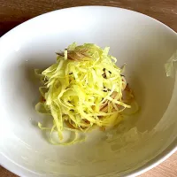 子羊と とろろあおい まぜ麺|かよさん