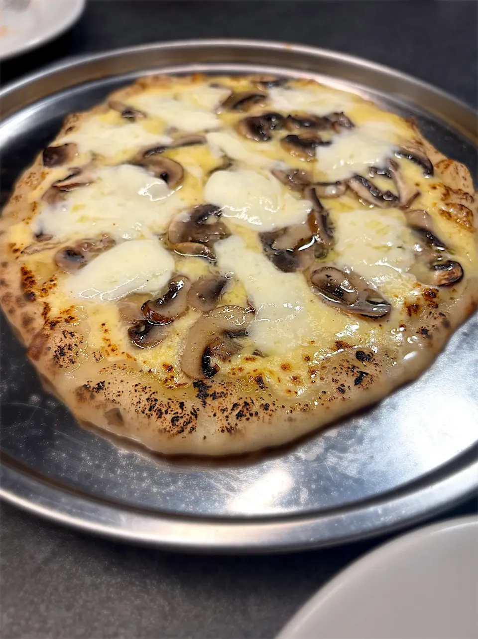水牛モッツァレラとマッシュルームのピザ|orchidさん