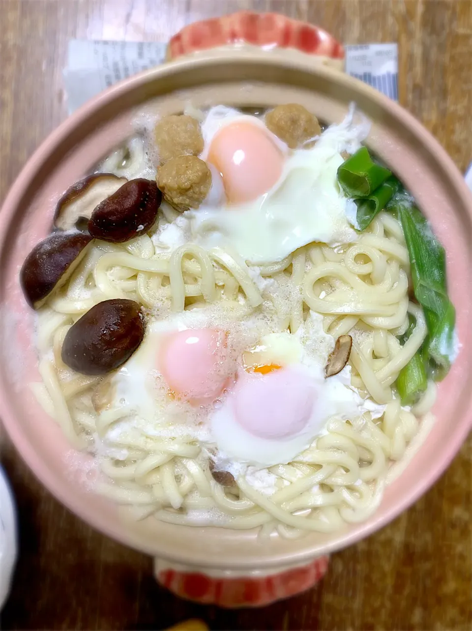 鍋焼き月見うどん|ちびろ菌さん