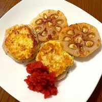 鶏挽きレンコン焼き★カリカリ梅ソース| keroriヽ(´▽｀)/さん