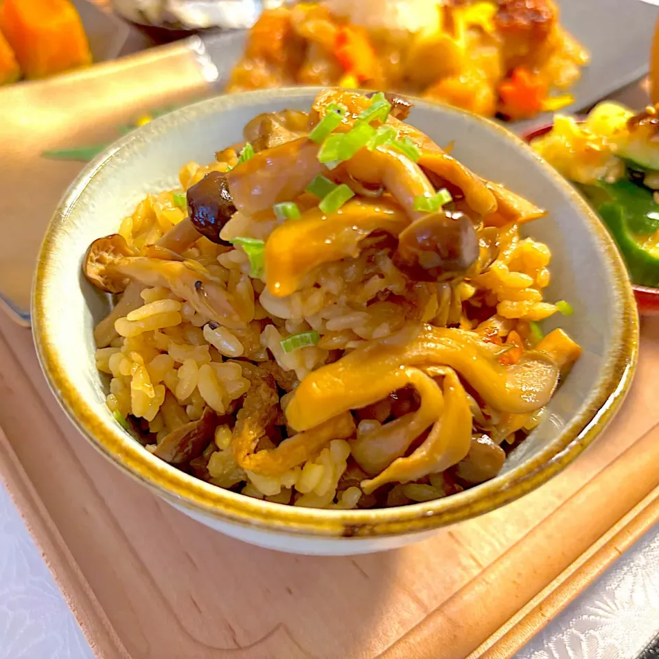 舞茸としめじの炊き込みごはん|すずさん