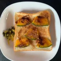 かぼちゃとシナモンのトースト