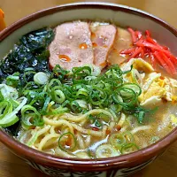 マルちゃん正麺、豚骨醤油味❗️(*'ω'*)✨|サソリさん