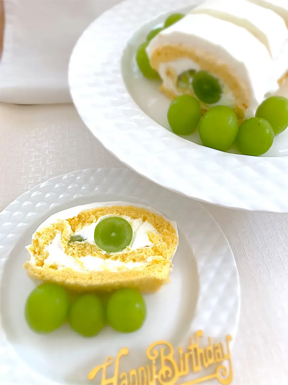 シャインマスカットのロールケーキ|花🍀さん