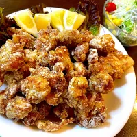 カラッとジューシー唐揚げ