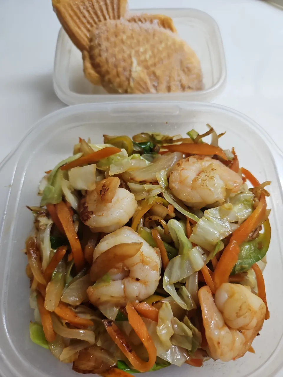 ☆高校生弁当☆水曜日は軽め、焼きそば、たい焼き|ｼｮｺﾗさん