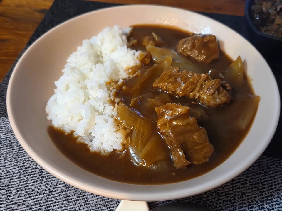 牛肉と玉ねぎのカレー|Tomoさん