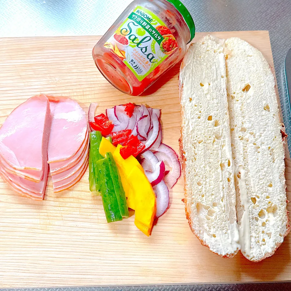 2025/09/17 手作りバゲットでカスクート|Blueberry🫐さん