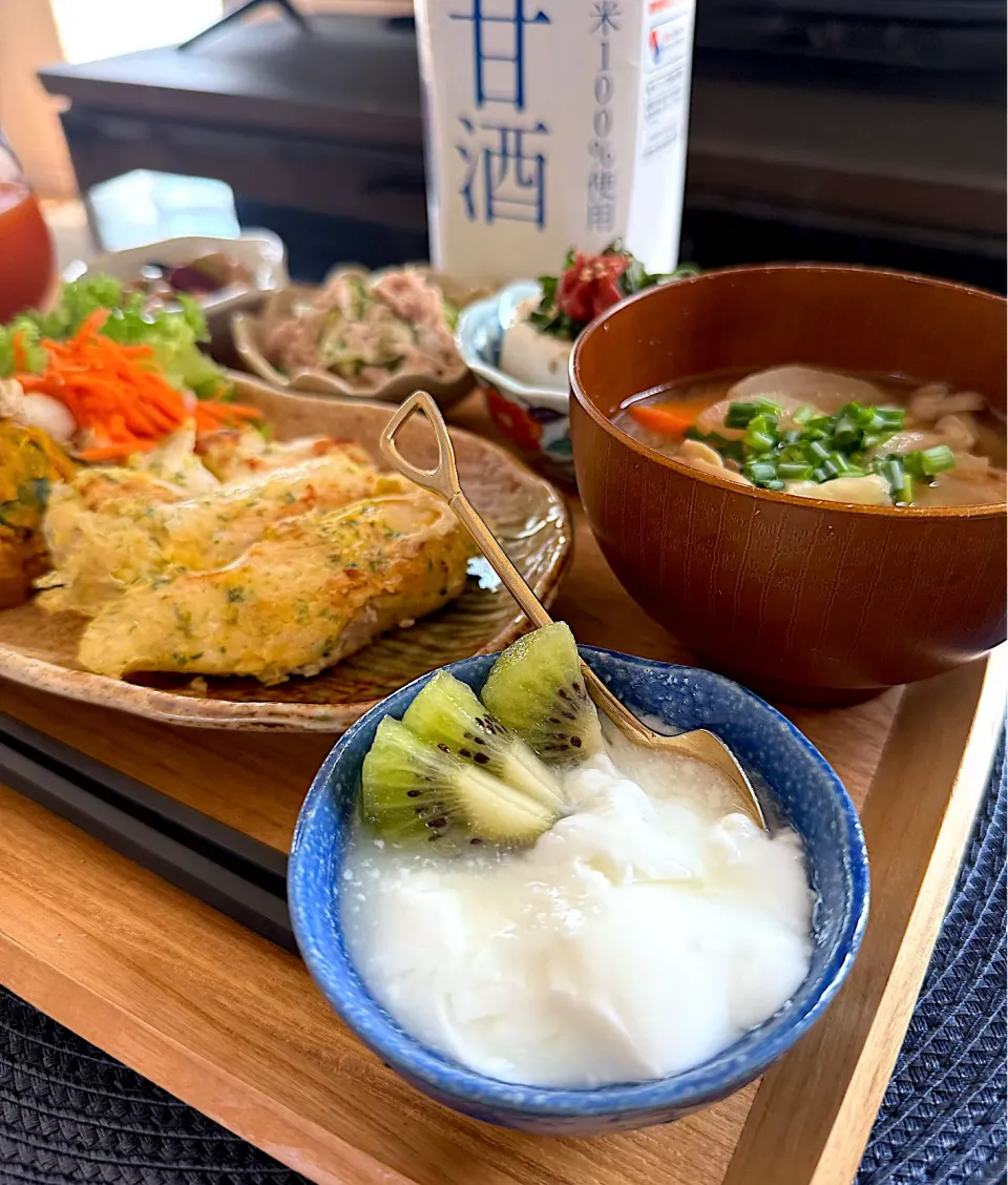 ゆかりさんの料理 甘酒ヨーグルト🥝|ゆかりさん
