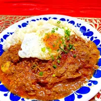 ユッケジャン・モレ・ネグロカレー|からあげさん