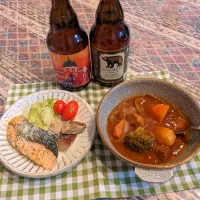 ビーフシチューと鮭のハーブソルト焼き|naonaomimichanさん