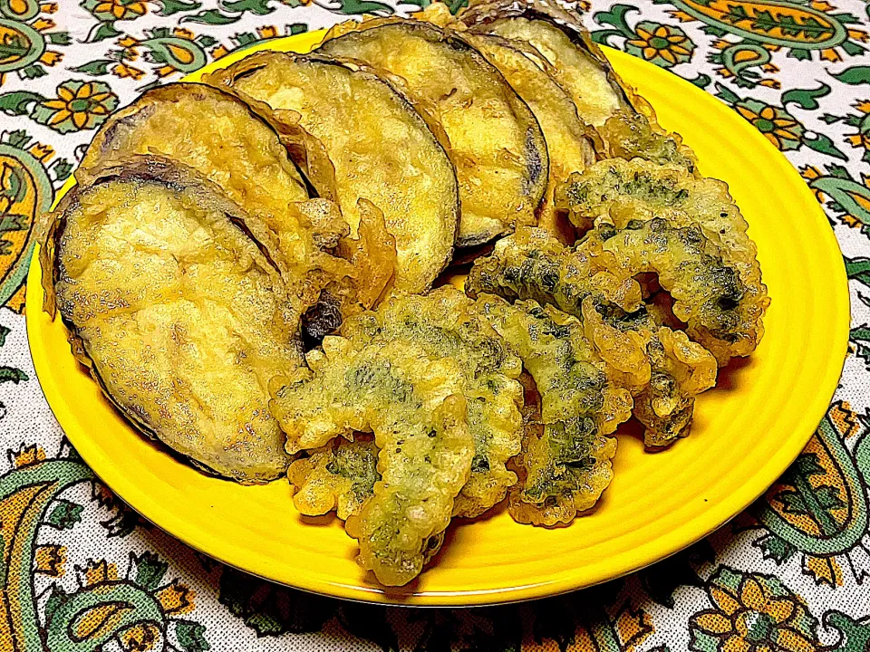 採れたて野菜で天ぷら|akopeko ◡̈⋆さん