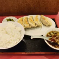 珍来餃子定食|k.okaさん
