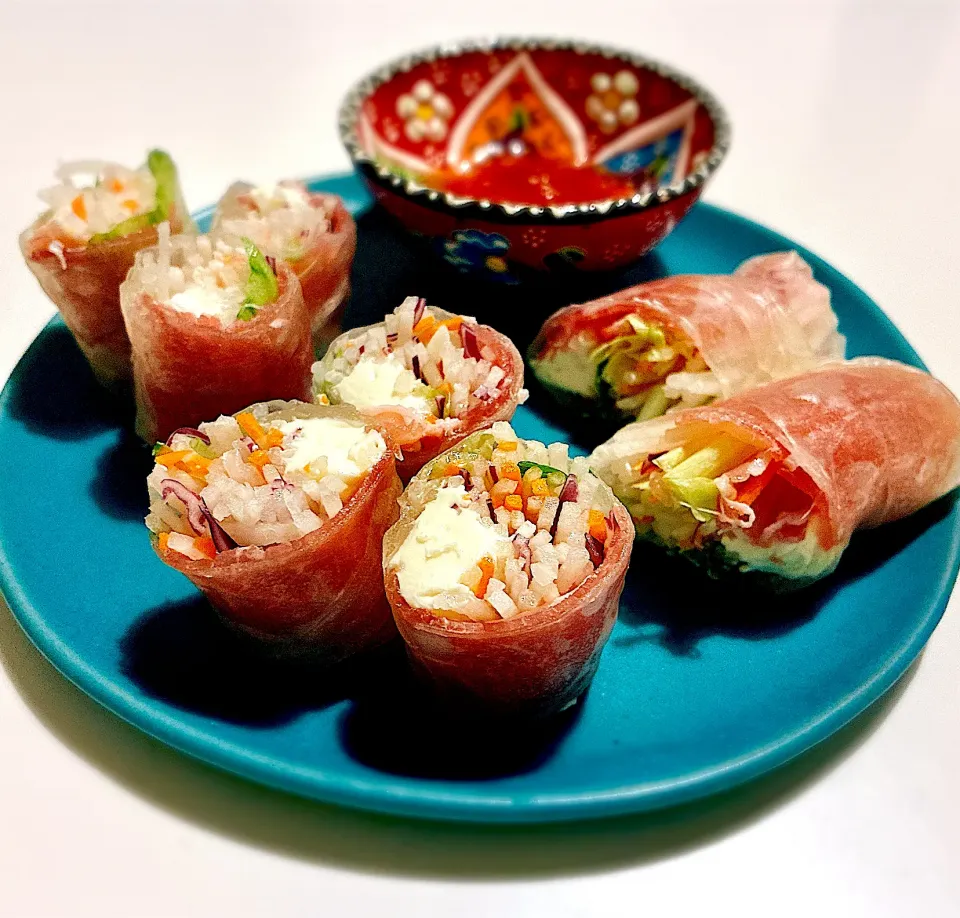 生ハムとクリームチーズのおつまみ生春巻き|chibiさん