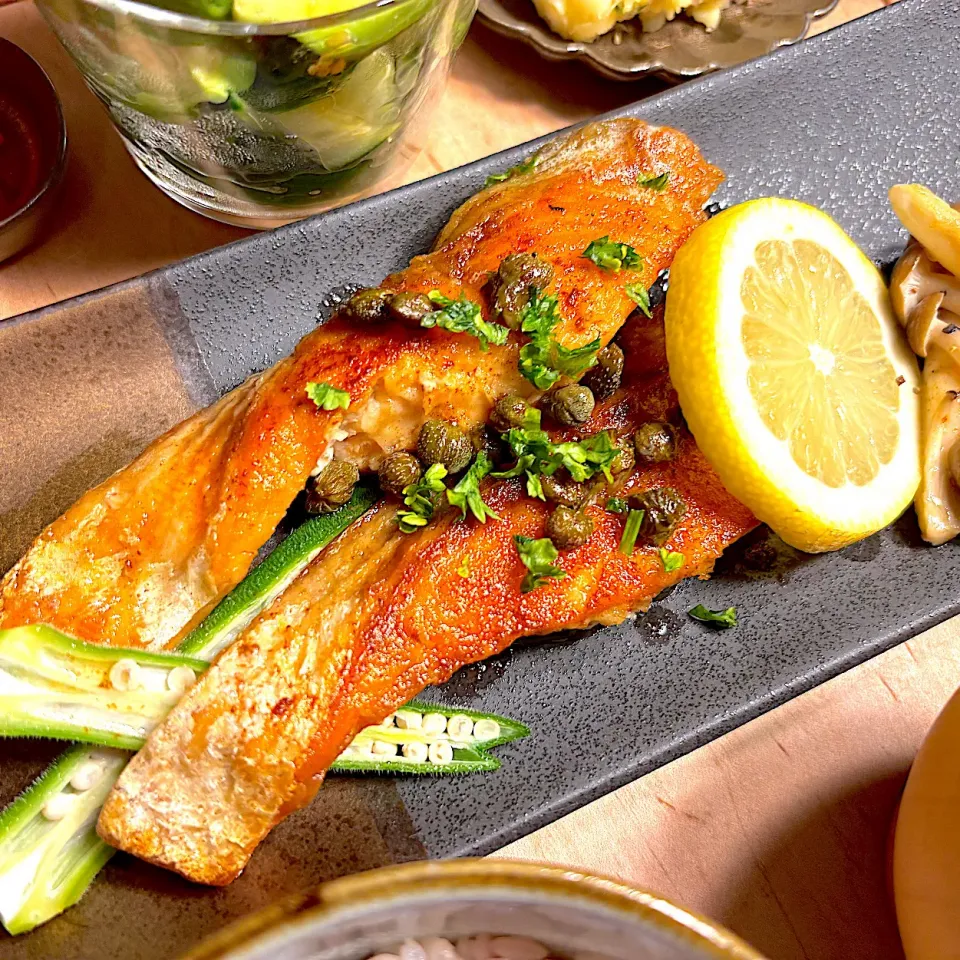 鮭のムニエル・レモンバターソース|すずさん