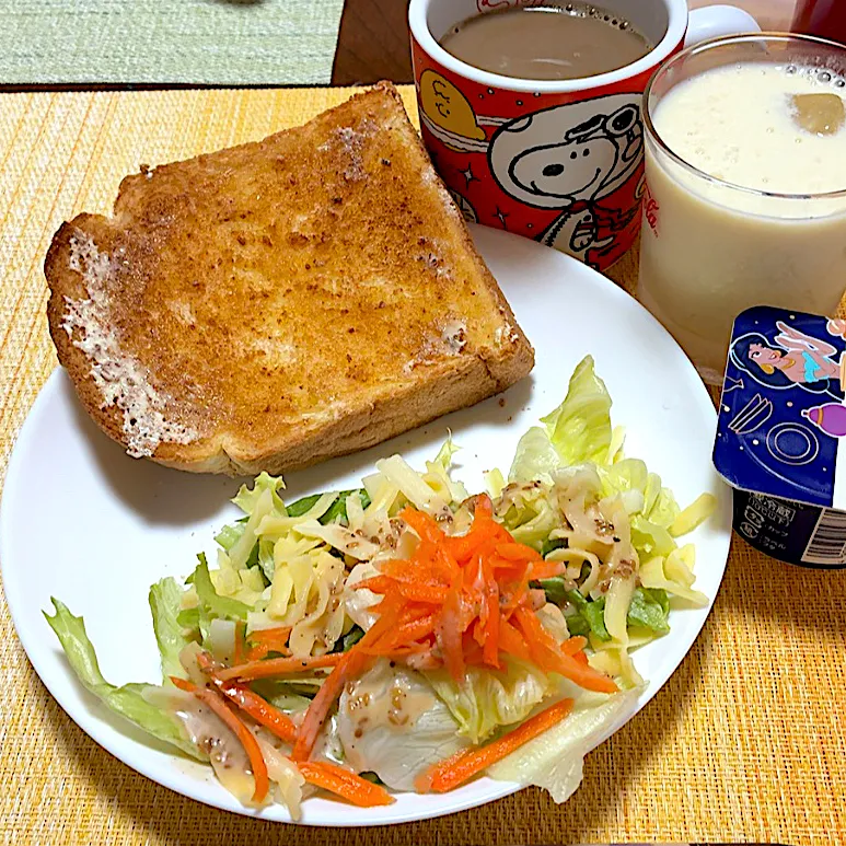 厚切りトースト|akkoさん