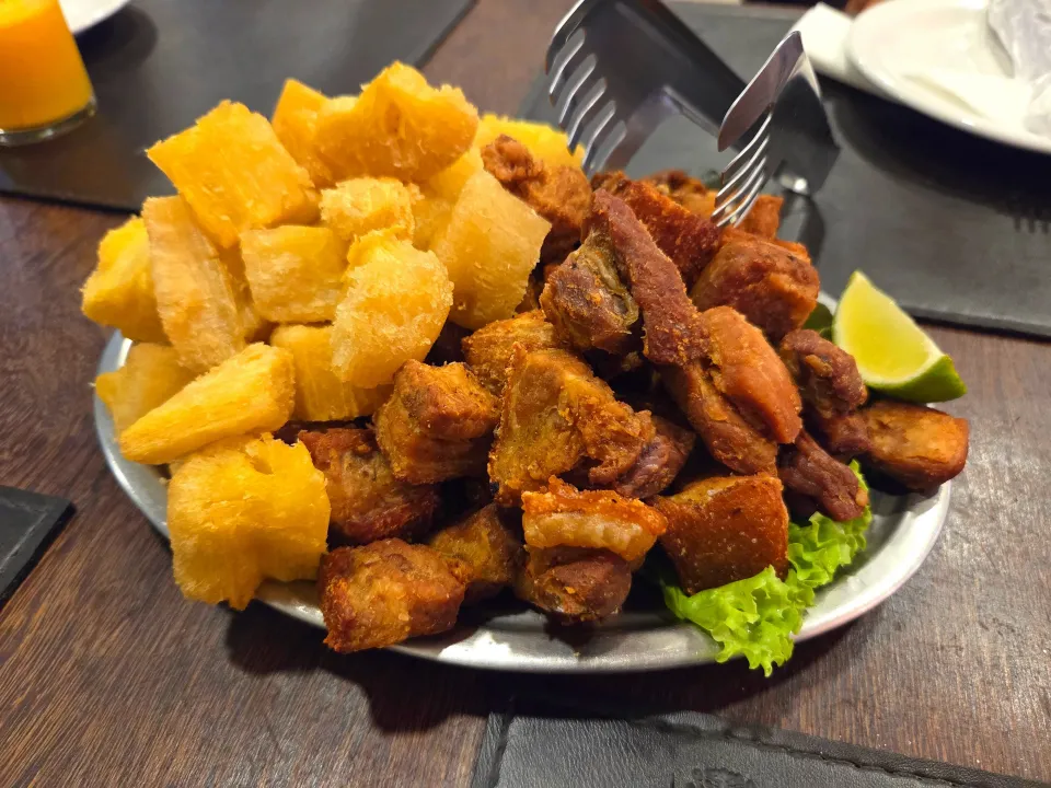 トヘーズモとキャッサバ芋のフライ|Tomoさん