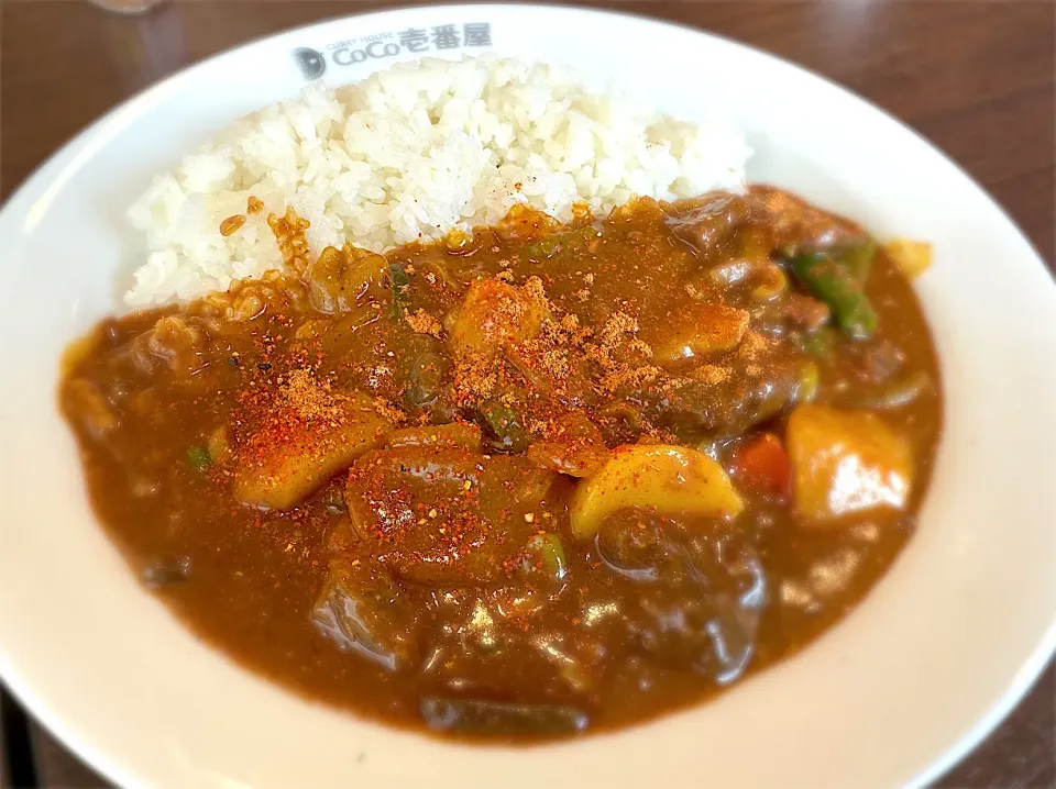 牛すじ煮込みカレー🐮🍛ヤサイトッピング🍠🥕🧅🫛5辛🔥|buhizouさん