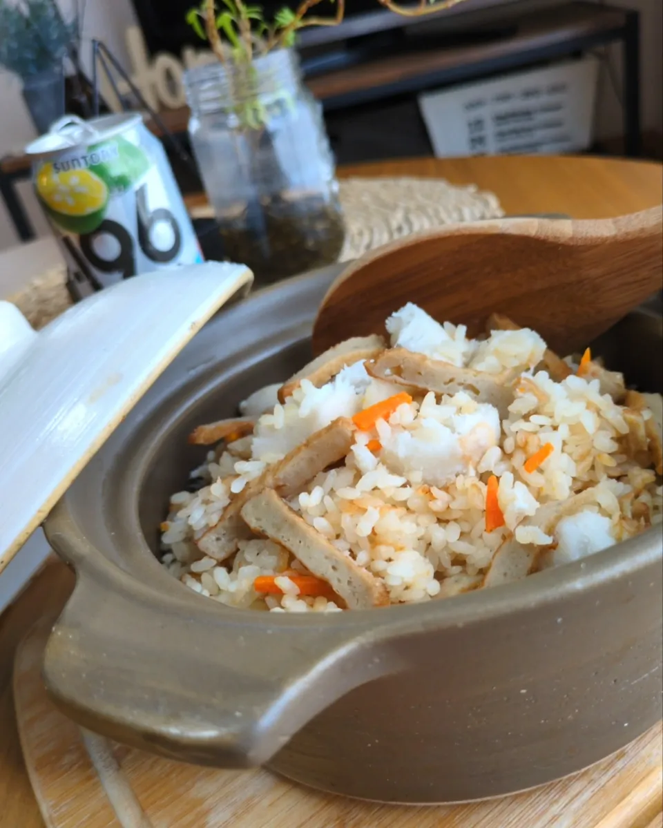じゃこ天と里芋の炊き込みごはん|まりおさん