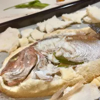 鯛の塩釜焼き 動画レシピあり☝️|akikoさん