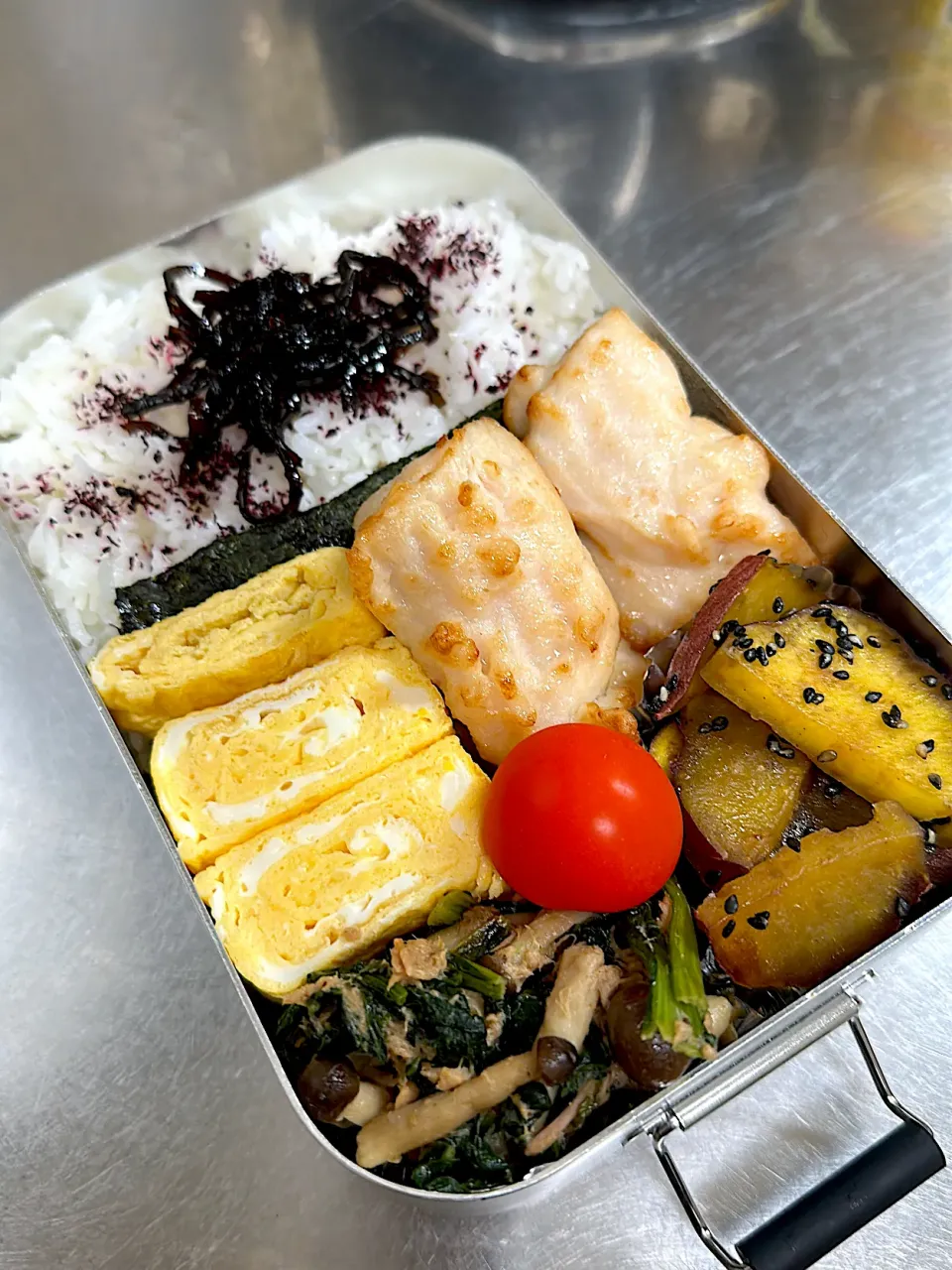 お弁当|メガネおばさんさん