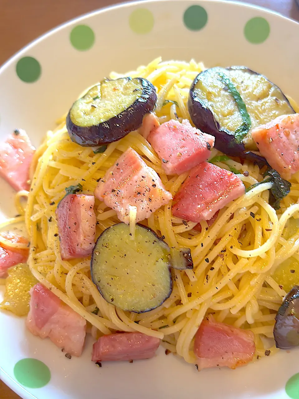 茄子とベーコンのオイルスパゲティ|masaさん