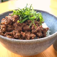 そぼろのっけご飯|番長さん