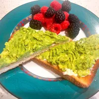 Avocado Toast |🌺IAnneさん