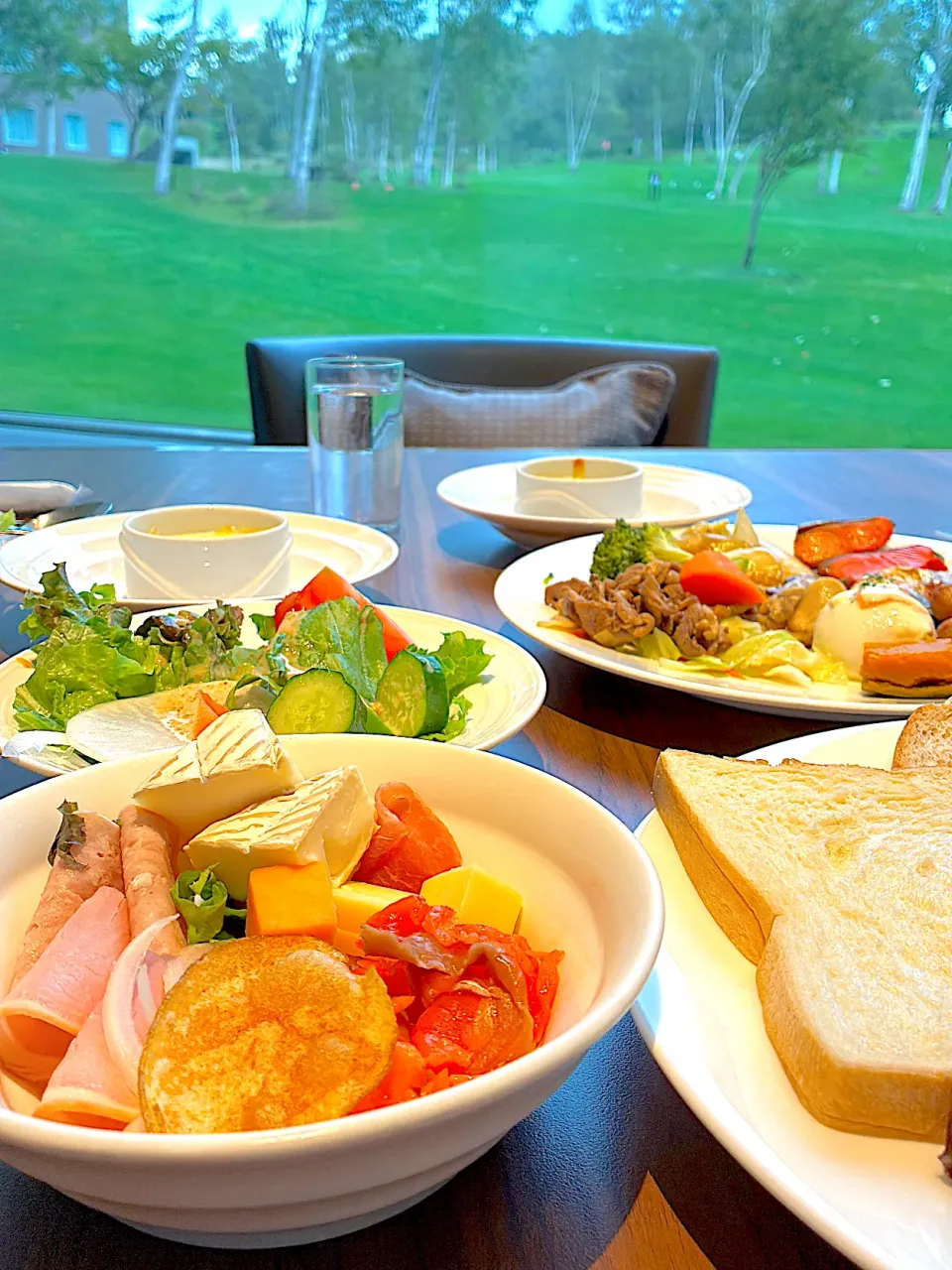ウェスティンルスツリゾートホテル朝食|ヒロミ🏝🏝🏝🌺🏄🌊🐬🏄‍♀️🏄‍♂️🍹🐠👙🌺さん