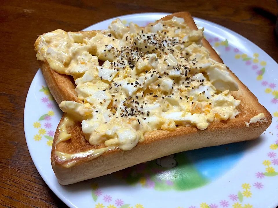 たまごトースト|はっちぃさん