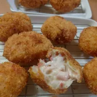 カニクリームコロッケ　塩麹パウダー|タマ三郎さん