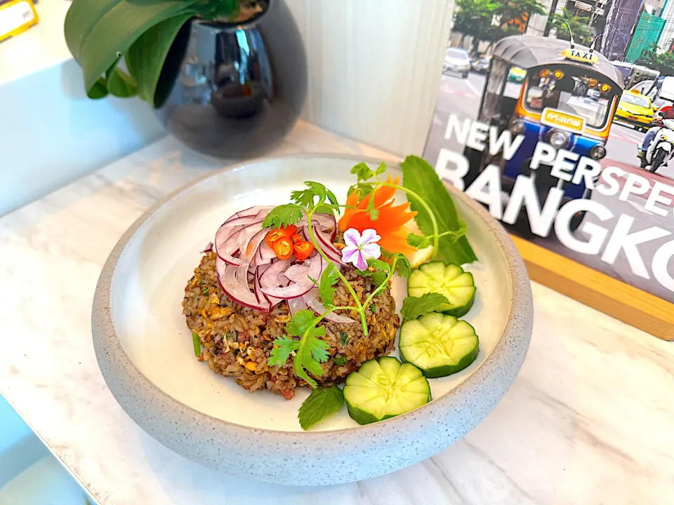 ข้าวผัดแหนม|sirakorn owadaさん