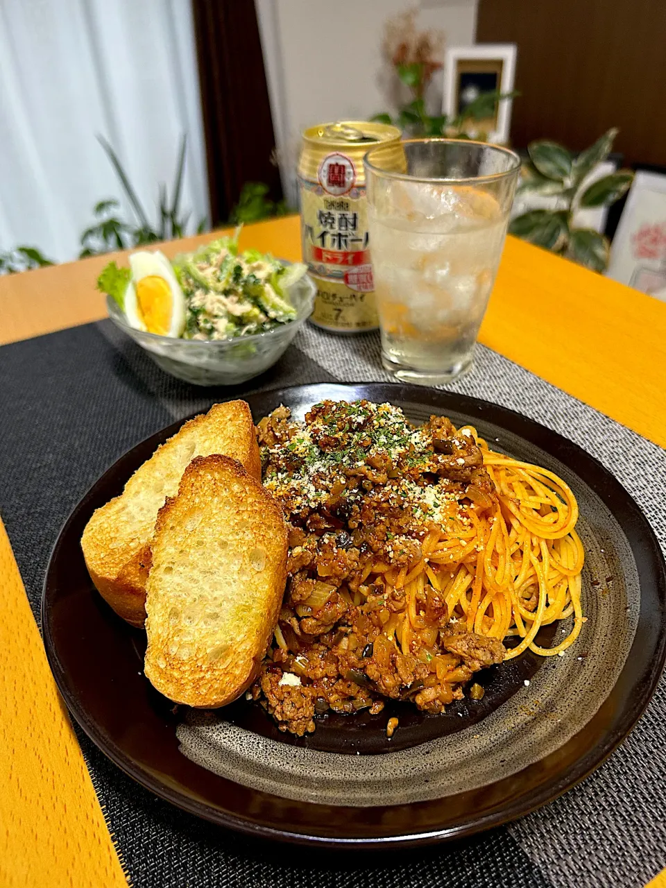 ミートスパゲッティと、ゴーヤとツナのサラダ|みっきーさん