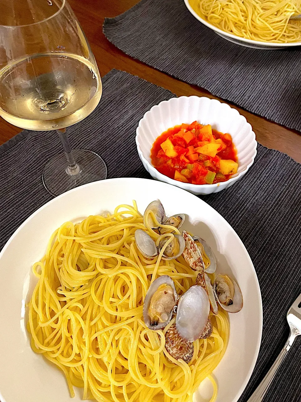 ボンゴレとミネストローネのお夕飯|みーぬ | 毎食野菜を食べる家さん